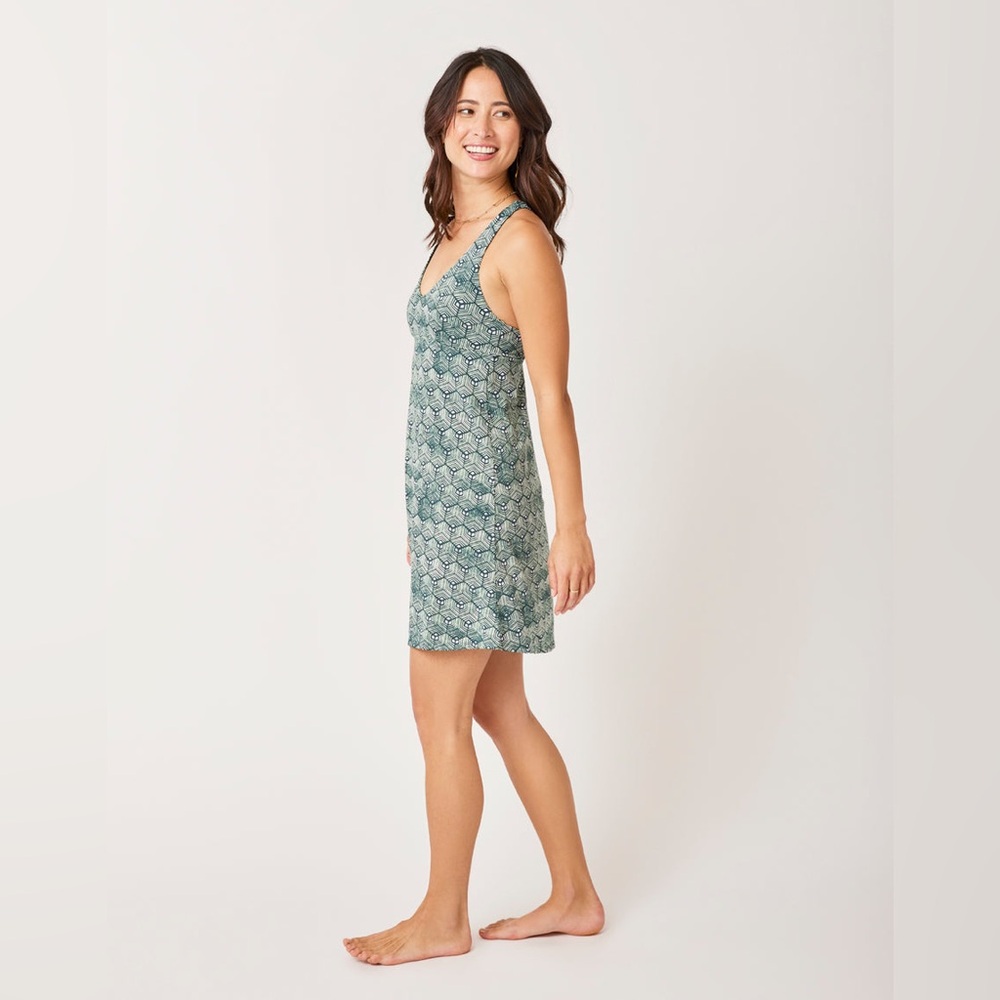 Carve Designs Green Patterned Sleeveless Shift Dress